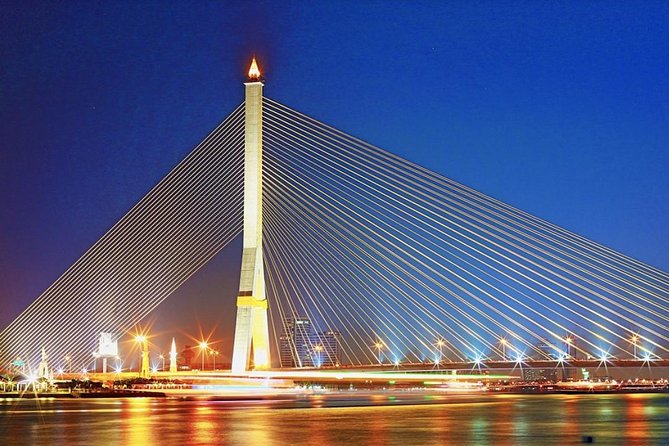 Saffron Luxury Dinner Cruise: A Journey on the River of Kings - The Bridge View and the Modern River