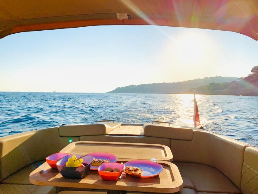 Saint-Jean-Cap-Ferrat: French Riviera Luxury Cruise - La Mala and the natural cave
