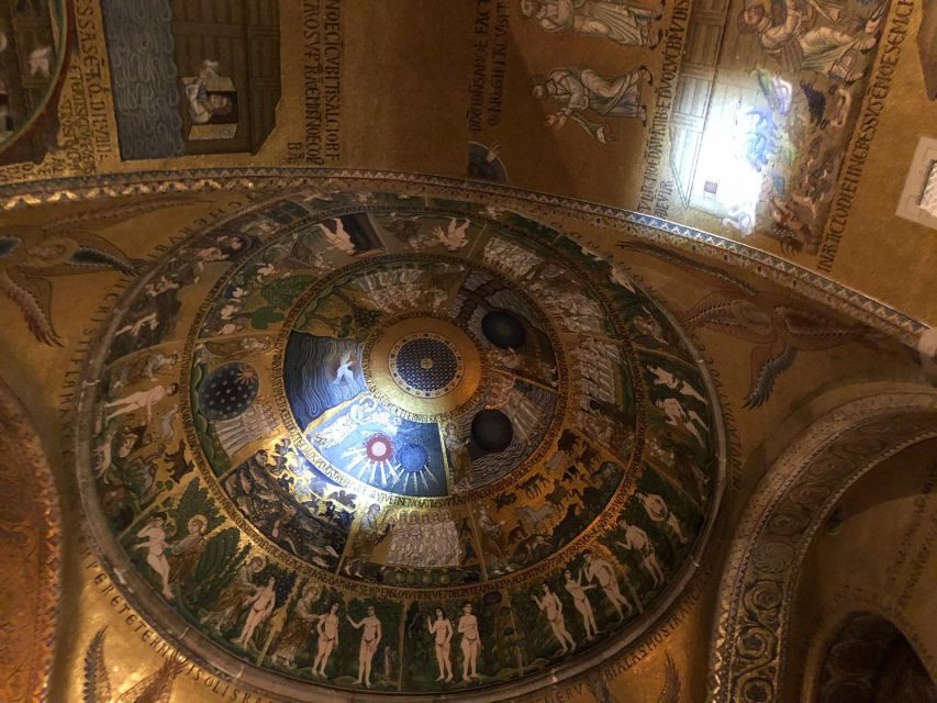 Saint Mark's and Doge's Palace: VIP After Hours Tour - Meeting under the winged lion