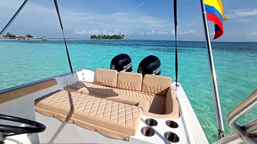 San Andres: Private San Andres Bay Tour by Luxury Speedboat - Old Point mangroves and a slower start