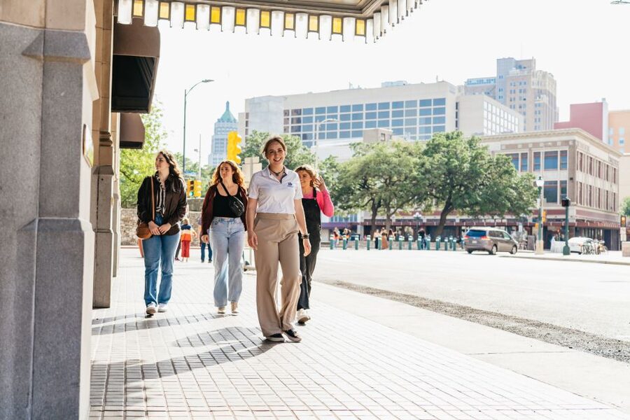 San Antonio: Premium Night Driving Tour with River Cruise - Should You Book This San Antonio Night Tour?