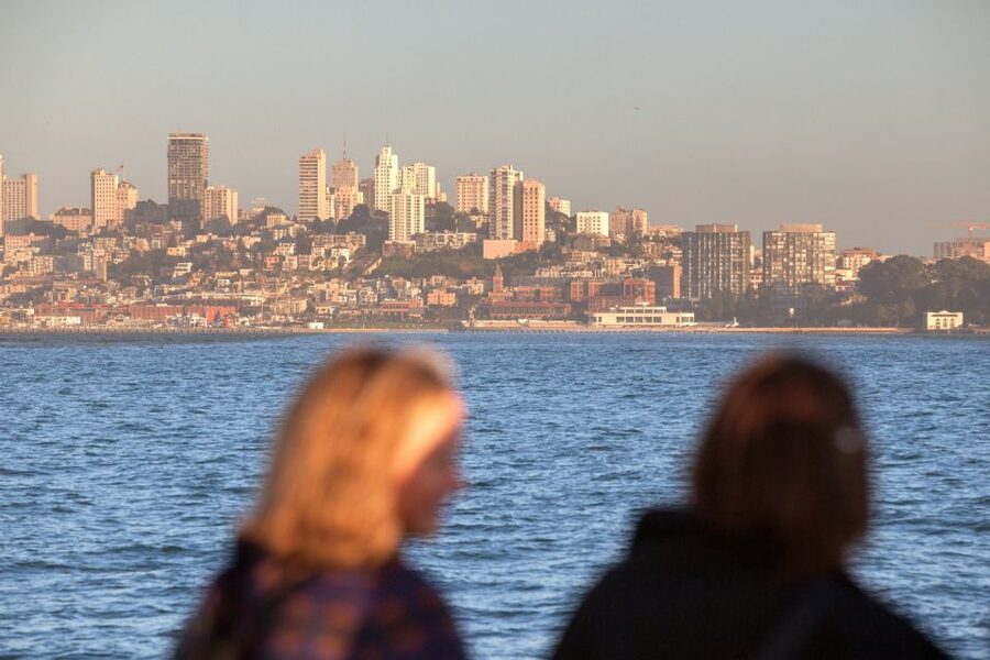 San Francisco Bay Sunset Cruise by Luxury Catamaran - Why the San Francisco Bay looks better from a catamaran