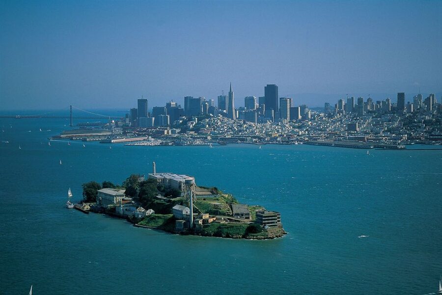 San Francisco: Hop-On Hop-Off Deluxe Bus Tour with 20 Stops - Is $55 good value?