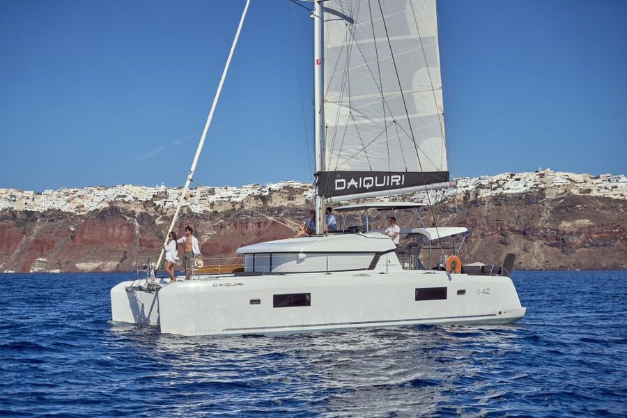 Santorini: Day Luxury Catamaran Cruise with Meal & Drinks - The crew and service matter here