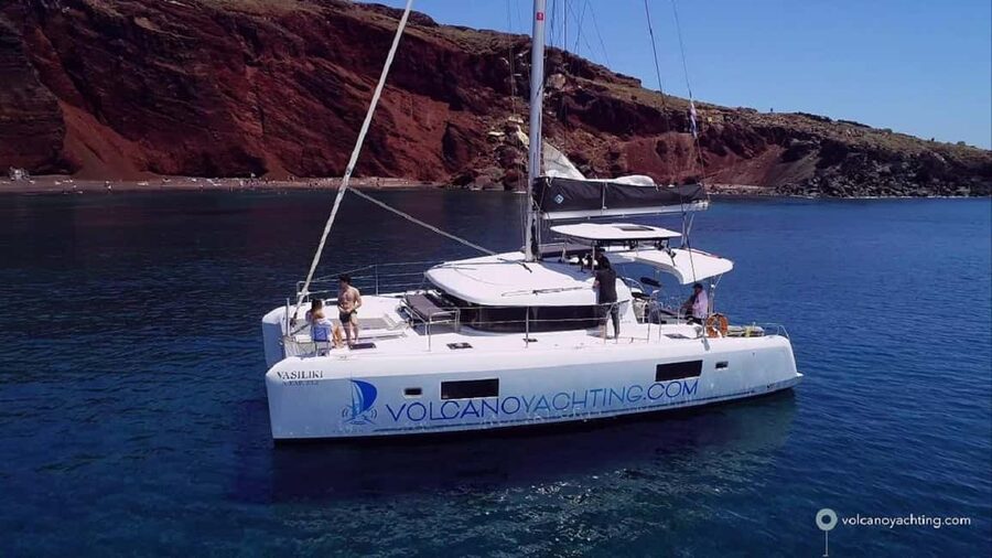 Santorini: Luxury Caldera Cruise With Meal & Drinks - Pickup, timing, and the first minutes on board