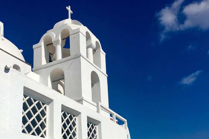 Santorini Luxury Custom Private Tour with Local guide - Red Beach: striking colors and uneven ground