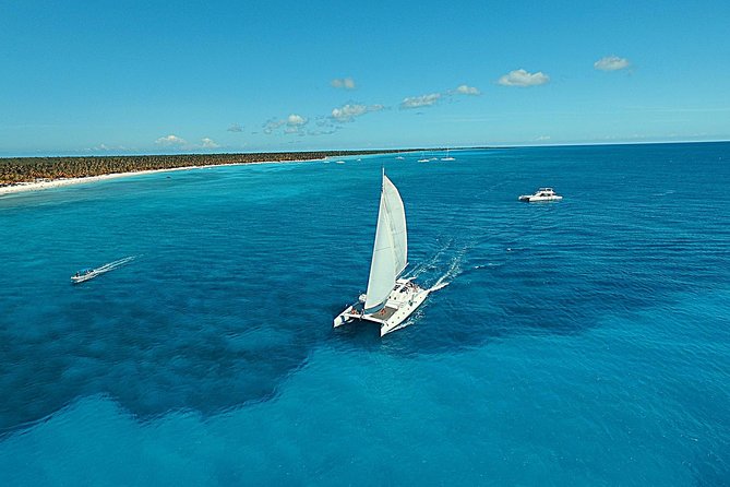 Saona Island small group and relax - luxury catamaran - Key points to know before booking
