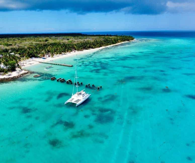 Saona island - Small group tour - Luxury catamaran - Who will enjoy this day most