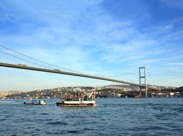Scenic Bosphorus Sunset Cruise – 2.5 Hours of Luxury & Views - Key points to know before you book