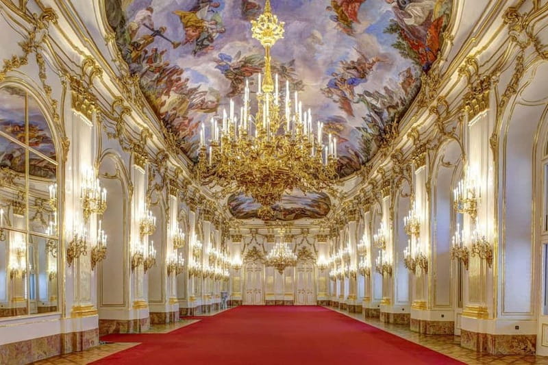 Schönbrunn Palace: Exclusive Ticket after the opening hours - The Great Gallery deserves your attention
