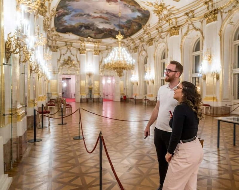 Schönbrunn Palace: Exclusive Ticket after the opening hours - Franz Joseph’s rooms and Sisi’s private suite