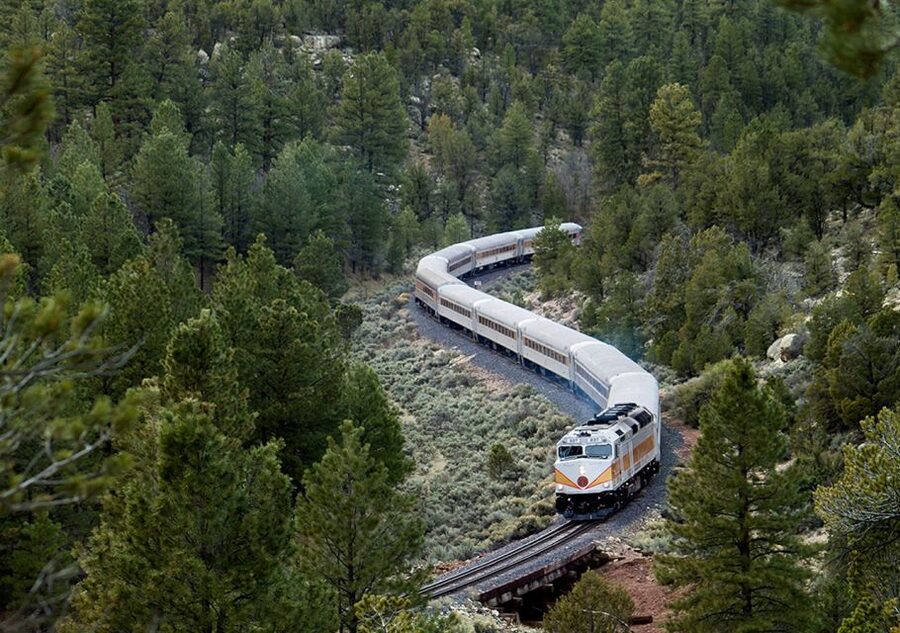 Sedona/Flagstaff: Grand Canyon Tour & First-Class Train Ride - Who should book this Grand Canyon day trip?