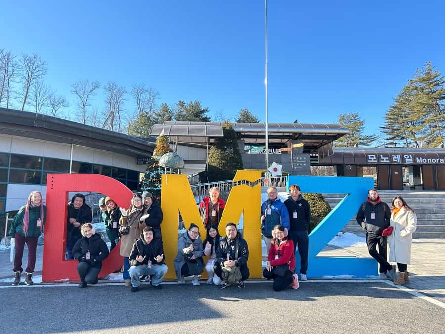 Seoul: DMZ Tour with Exclusive North Korean Defector Meet-Up - The other stops and the return through Imjingak