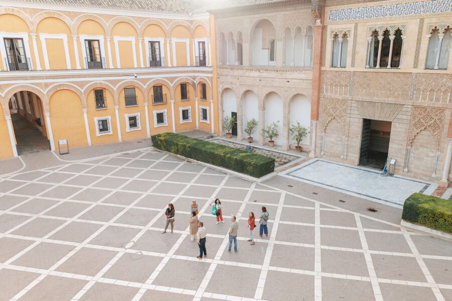 Seville: VIP Exclusive Early Access Tour of The Alcazar - FAQ