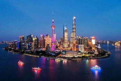 Shanghai Night River Cruise VIP Seat with Authentic Dinner