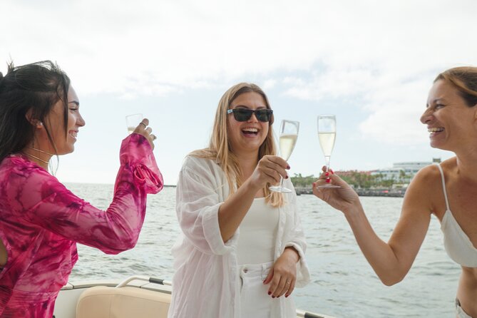 Shared Luxury Yacht Cruise with Champagne and Tapas - What the crew adds to the day