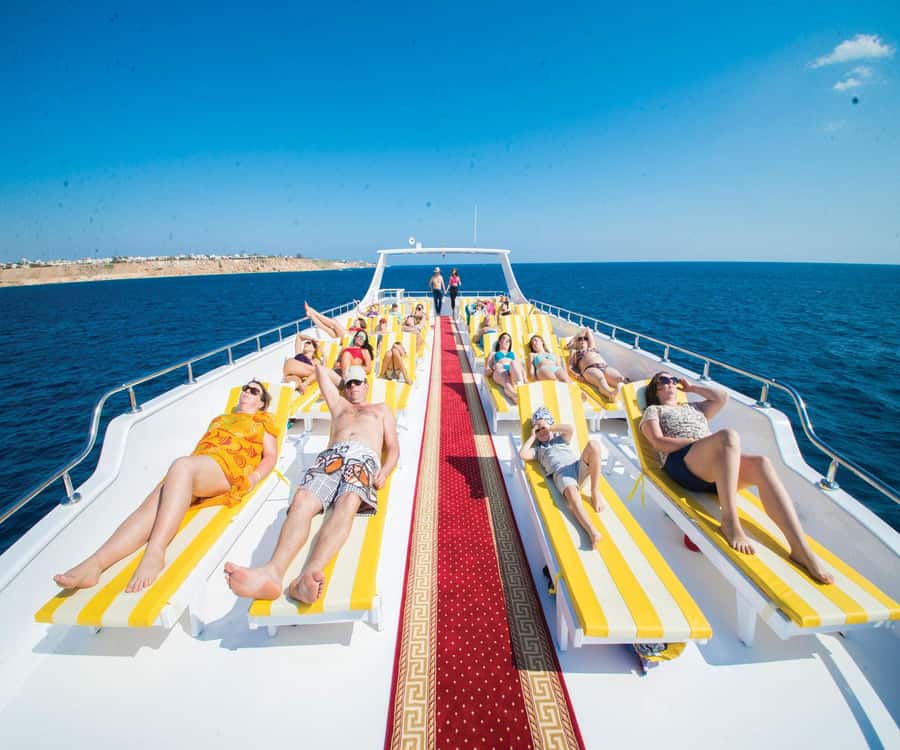 Sharm el-Sheikh: Ras Mohammed Elite VIP Cruise and BBQ Lunch - The morning pickup and 25-minute ride to the marina