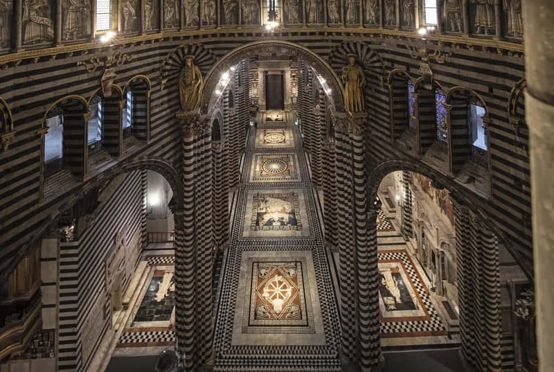 Siena: Exclusive morning visit to the Duomo with the Clavigero - Siena Cathedral Before the Doors Open