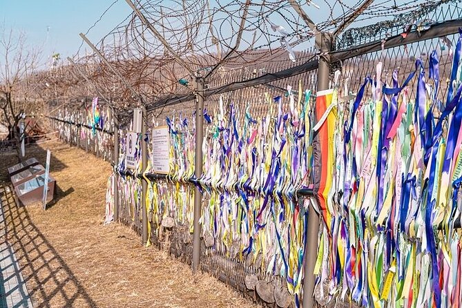 Signature DMZ Tour: Exclusive Defector Talk & Suspension Bridge - What the $27 price really gives you