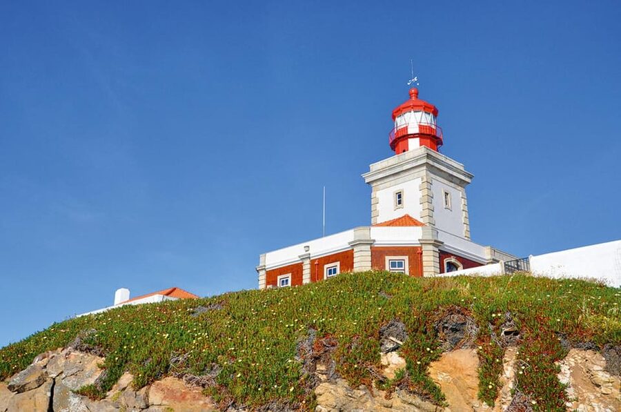 Sintra: Full-Day Deluxe Tour with Pena Palace ticket - Guide quality, languages, and group size