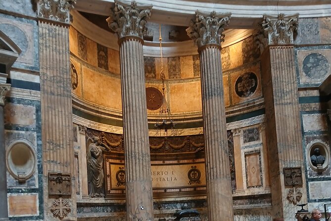 Skip the line with exclusive entrance to the Pantheon - Entering the Pantheon on a timed ticket