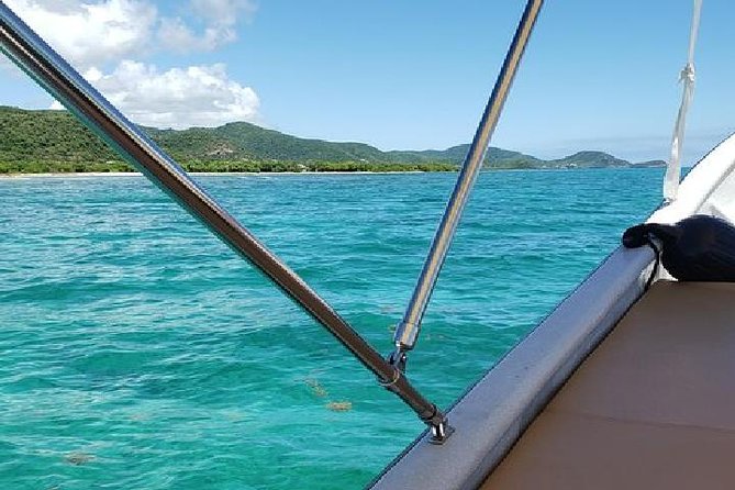 Snorkel and Exclusive Beach Exploration in Antigua - Guides who add stories, humor, and local detail