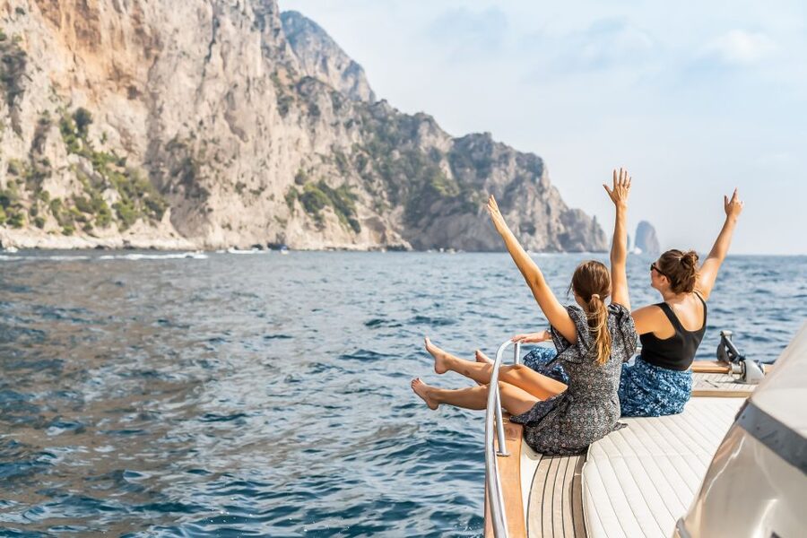 Sorrento: Exclusive Capri Boat Tour and Optional Blue Grotto - The guides and the feel of the day