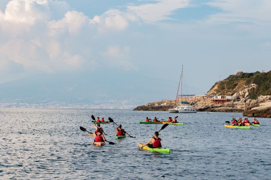 Sorrento: Premium Kayaking Experience with Swimming - Starting beside Marina Grande in Sorrento
