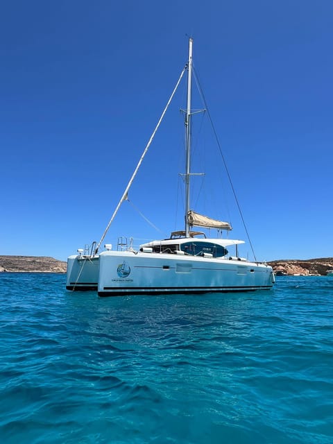 St. Paul's Bay: Half-Day Luxury Catamaran Tour with Drinks - Why the 20-person limit matters