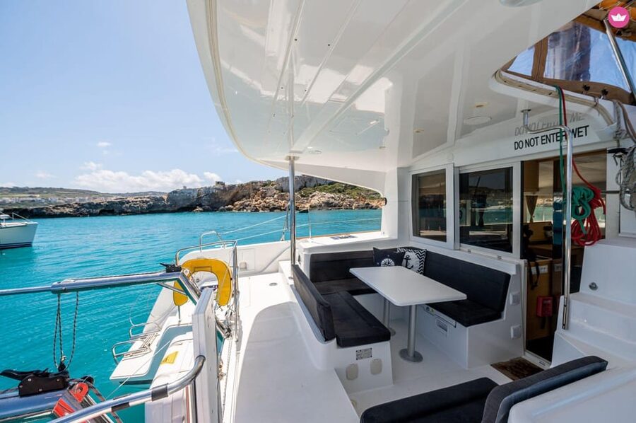 St. Paul's Bay: Half-Day Luxury Catamaran Tour with Drinks - Who should book this catamaran trip?