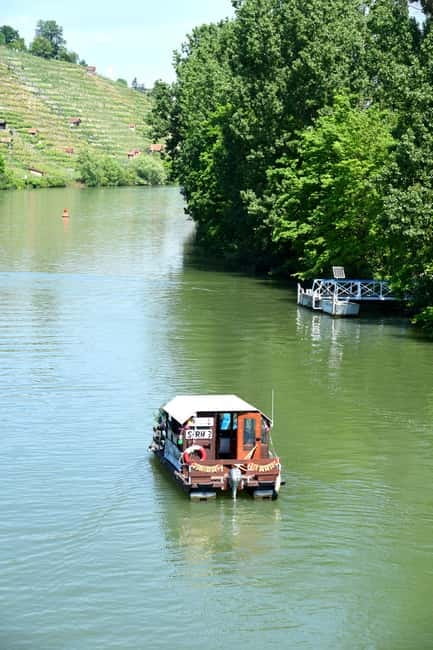 Stuttgart: Exclusive Raft Boat Rental - A slow cruise through Stuttgart’s vineyard country