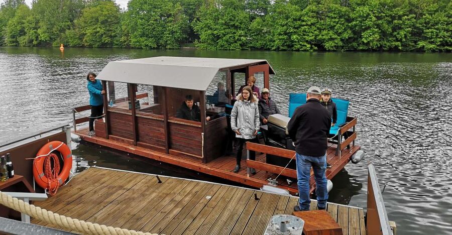 Stuttgart: Exclusive Raft Boat Rental - Who will enjoy this most