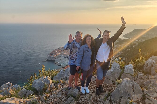 Sunset and Wine / Dubrovnik Sunset Tour and Premium Wine Tasting - Bosanka and the first Mount Srđ overlook