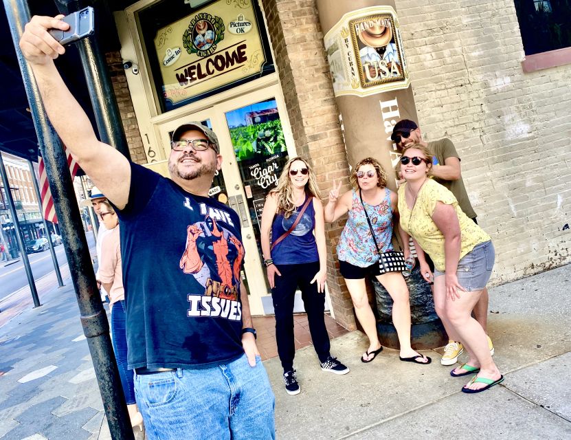 Tampa: Guided City Tour in Deluxe Street Golf Cart - Seminole Heights and Armature Works