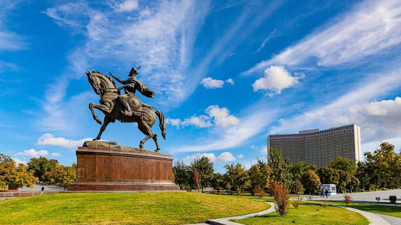 Tashkent: Private Full-Day City Tour on a Premium Car - Plov at Besh Qozon Pilaf Center
