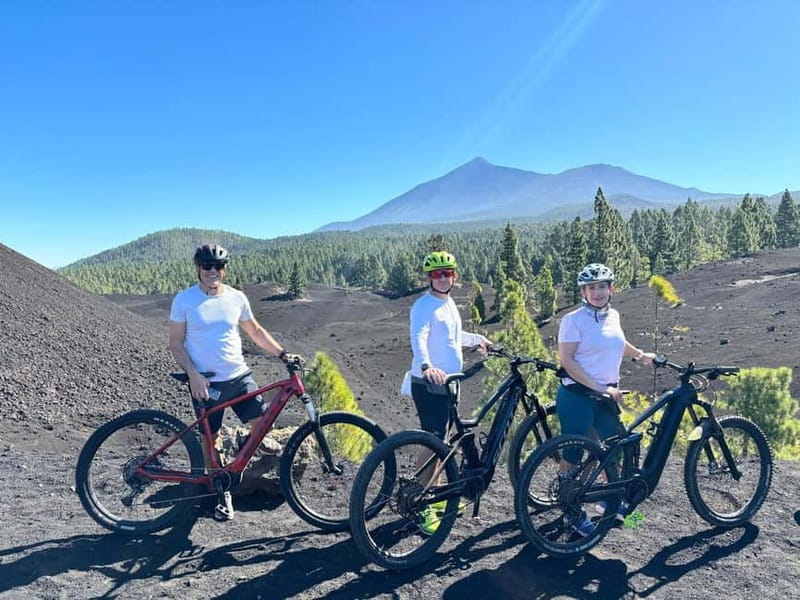 Tenerife: premium e-bike ride at Chineyro volcanic area - The village start and the eruption chapels