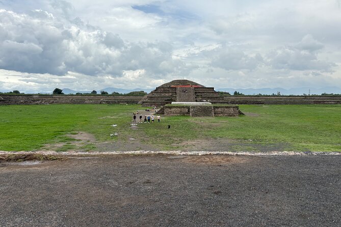 Teotihuacan Pyramids VIP Tour without Commercial Stops - The Pyramid of Quetzalcoatl and its carved details