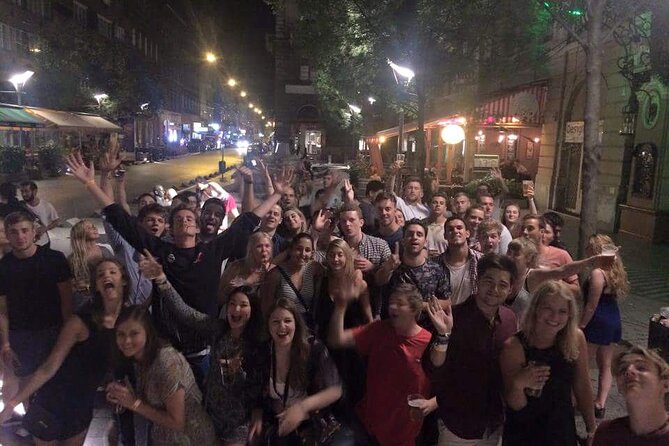 The Original Budapest Pub Crawl – Free Shots, Games & VIP Entry - What the group size tells you