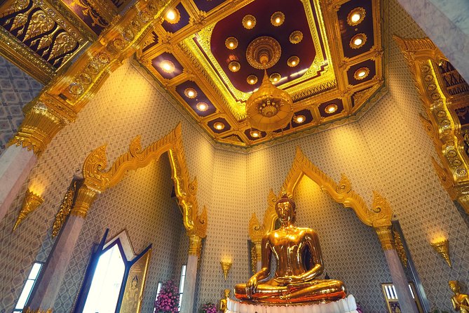 Top 3 Must-see Temples in Bangkok Private Tour [Optional Luxury] - The guide can make or break the experience
