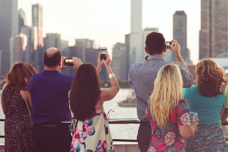 Toronto: Premium Harbor Cruise with Lunch, Brunch, or Dinner - Key points to know before boarding