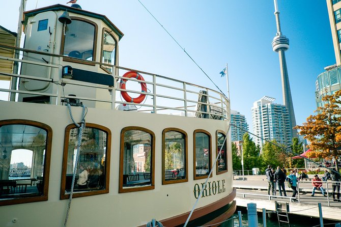 Toronto Premium Small Group Driving Tour with CN Tower - Forty-five minutes at St. Lawrence Market