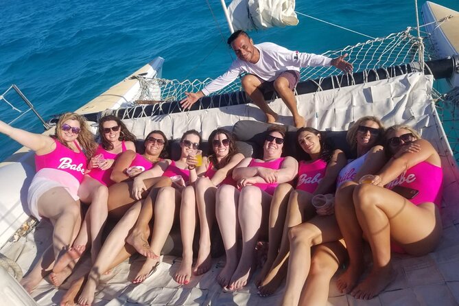 Tour Isla Mujeres Premium - Who will enjoy this catamaran most