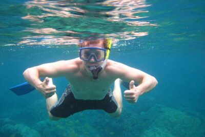 Two Reef Snorkel Trip-See Captain Cook Monument & Sea Caves