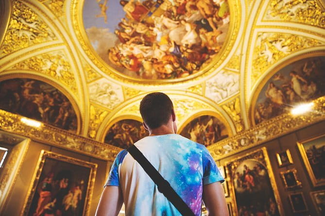 Uffizi Gallery Guided VIP Small Group Experience - The small-group format and headsets