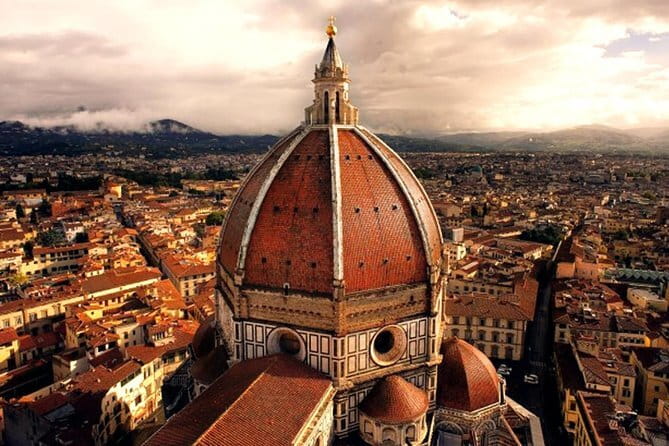 Uffizi Gallery Guided VIP Small Group Experience - Who should book this experience?