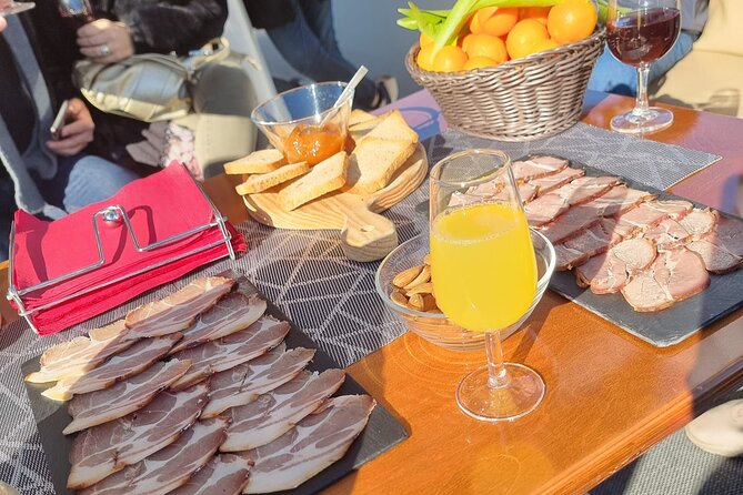 VALE DOURO, Premium Wine Tour, Wine Lunch, Private Boat - A private-company boat on the Douro