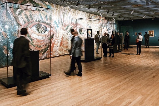Van Gogh Museum Amsterdam Exclusive Tour w/ Reserved Entry - Why the Van Gogh Museum works best with a guide