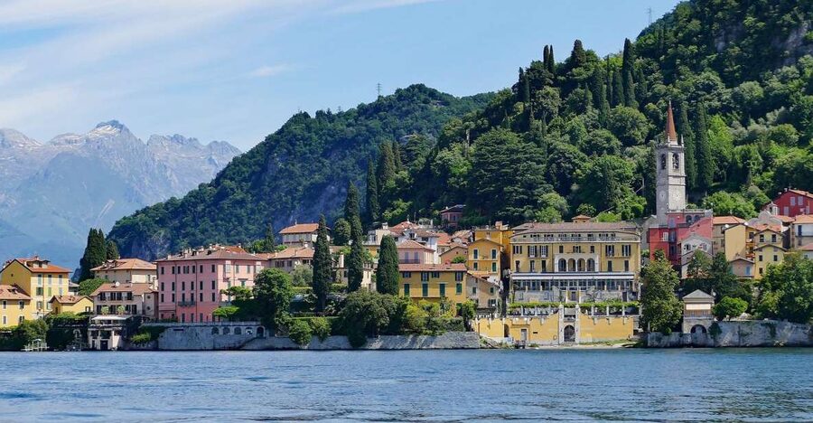 Varenna: Lake Como Premium Shared Cruise - Why the lake looks best from a Varenna departure