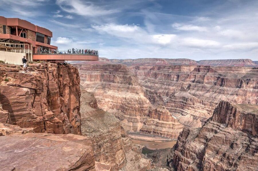 Vegas: VIP West Rim Helicopter Tour + Skywalk Option - Key points at a glance