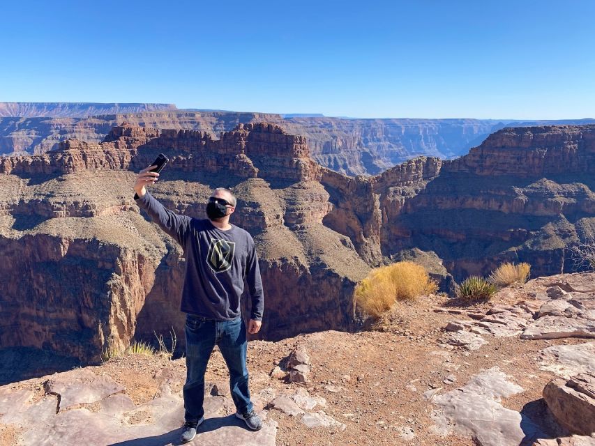 Vegas: VIP West Rim Helicopter Tour + Skywalk Option - Is $564 a fair price?